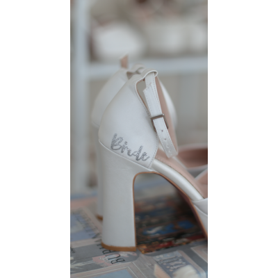 AYAKABI ARKAKISIM KİŞİSELLEŞTİRME